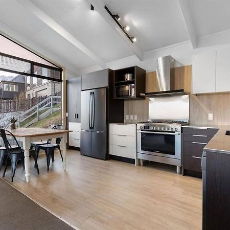 Lakeview Home Retreat At Queenstown Hill Exterior foto